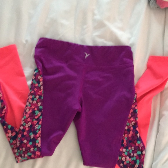 Old navy - Picture 2 of 2